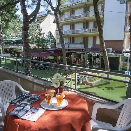 Hotel Colombo Riccione Zewnętrze zdjęcie