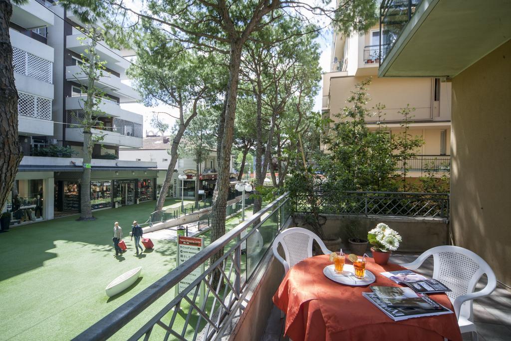 Hotel Colombo Riccione Zewnętrze zdjęcie