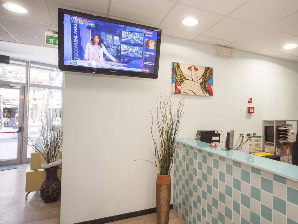 Hotel Colombo Riccione Zewnętrze zdjęcie